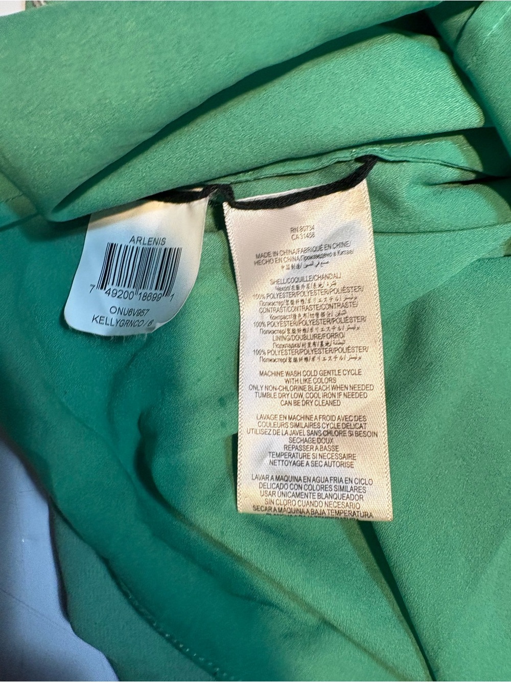 BCBGMAXAZRIA Arlenis green paisley halter maxi dress vibrant green 6 - Picture 10 of 13